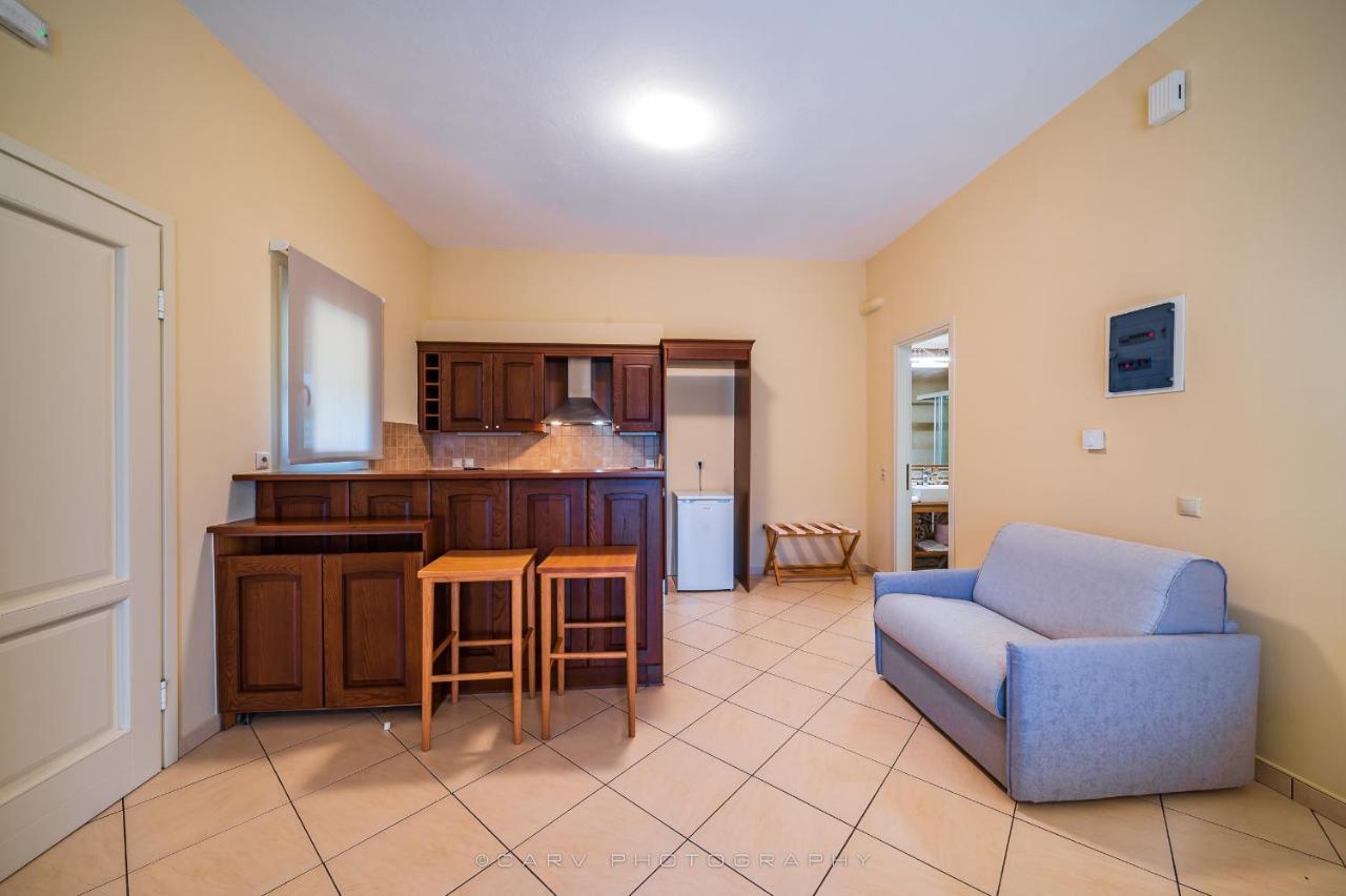 Ελαιών Apartments/Eleon Apartments Korissia  Экстерьер фото